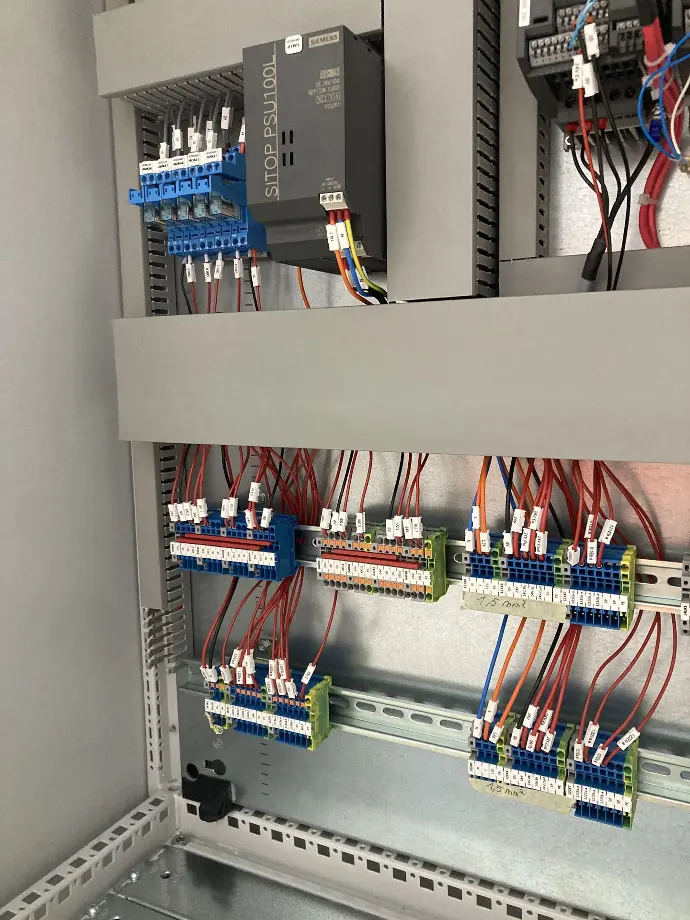 Tableau électrique industriel